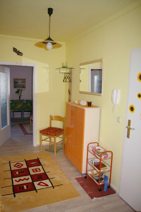2-Zimmer-Ferienwohnung "Garten Der Welt" 베를린 외부 사진